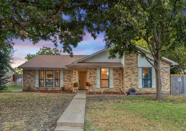 Photo 1 of Sale Pending at 801 Whitehall Dr, Plano, TX 75023 | MLS# 21377026 | Listing updated on 2026-09-22