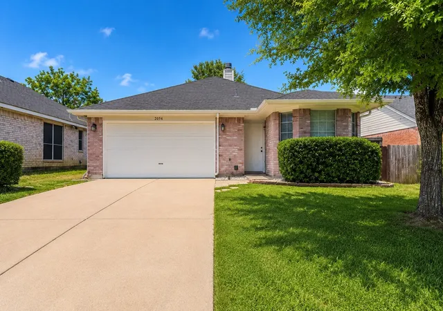Single family home for sale at 2054 Wild Crk Ct, Dallas, TX 75253 | MLS# 21374454