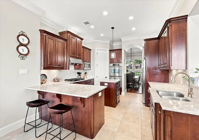 Photo 4 of Sale Pending at 1228 Robin Dr, Keller, TX 76262 | MLS# 21352711 | Listing updated on 2026-09-22