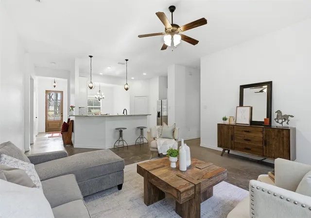 Photo 4 of Single family home for sale at 5000 Fm 2947, Greenville, TX 75402 | MLS# 21374747 | Listing updated on 2026-09-09