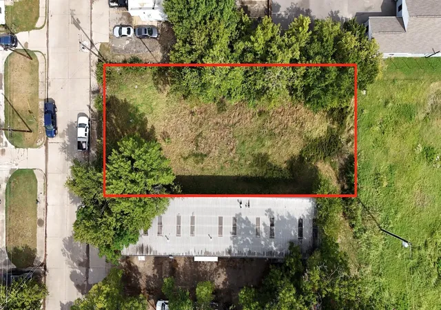Photo 4 of Land for sale at 1418 Pearson St, Irving, TX 75061 | MLS# 21374115 | Listing updated on 2026-09-11