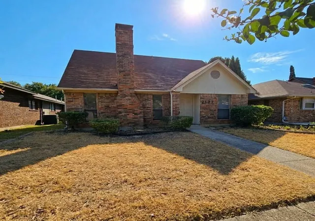 Photo 1 of Sale Pending at 2127 Cordoba Dr, Carrollton, TX 75006 | MLS# 21376629 | Listing updated on 2026-09-17