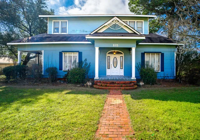 Photo 1 of Single family home for sale at 115 E Brazos, Wortham, TX 76693 | MLS# 21377363 | Listing updated on 2026-10-29