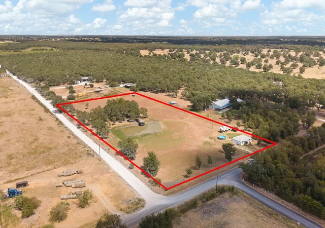 Photo 1 of Sale Pending at 4884 Patton Lake Rd, Aquilla, TX 76622 | MLS# 21377342 | Listing updated on 2026-09-16