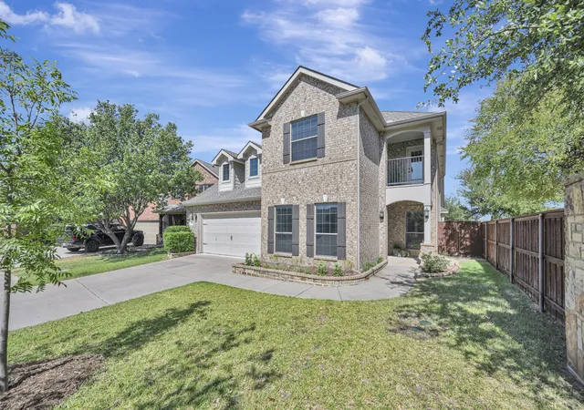 Photo 3 of Sale Pending at 12745 Welsh Walk, Fort Worth, TX 76244 | MLS# 21376279 | Listing updated on 2026-09-25