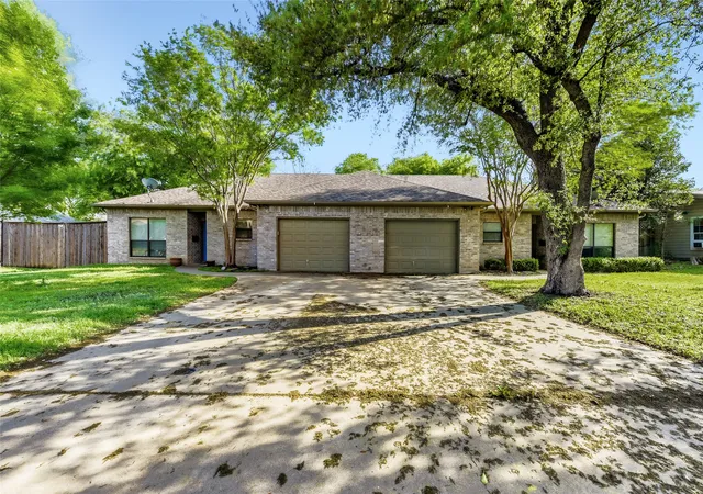 Photo 3 of Single family home for sale at 6525 Greenway Rd, Fort Worth, TX 76116 | MLS# 21374083 | Listing updated on 2026-10-07