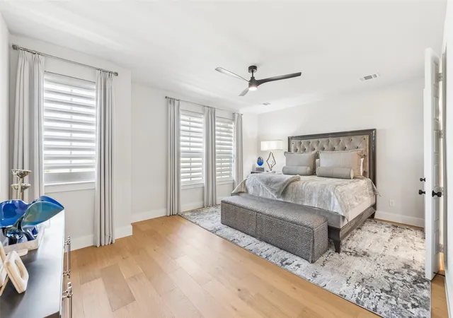 Photo 3 of Single family home for sale at 13603 Dalewood Mews, Frisco, TX 75033 | MLS# 21375490 | Listing updated on 2026-09-14