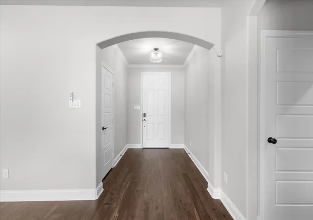 Photo 4 of Single family home for sale at 6924 Talon Blf Dr, Fort Worth, TX 76179 | MLS# 21376830 | Listing updated on 2026-09-12