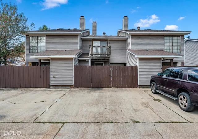 Photo 19 of Townhouse for sale at 4111 Pines Rd #67RD, Shreveport, LA 71119 | MLS# 21377506 | Listing updated on 2026-10-01