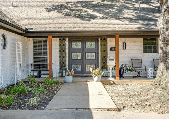 Photo 2 of Single family home for sale at 5315 Meadowbrook Dr, Fort Worth, TX 76112 | MLS# 21376163 | Listing updated on 2026-09-15