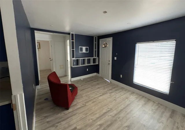 Photo 4 of Sale Pending at 3229 Tom Ellen St, Fort Worth, TX 76111 | MLS# 21377385 | Listing updated on 2026-09-29