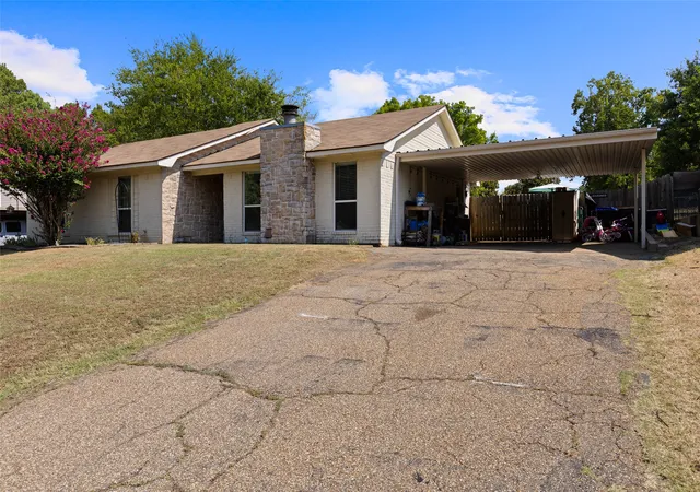 Photo 18 of Single family home for sale at 3712 Pratt Dr, Longview, TX 75604 | MLS# 21377311 | Listing updated on 2026-09-25