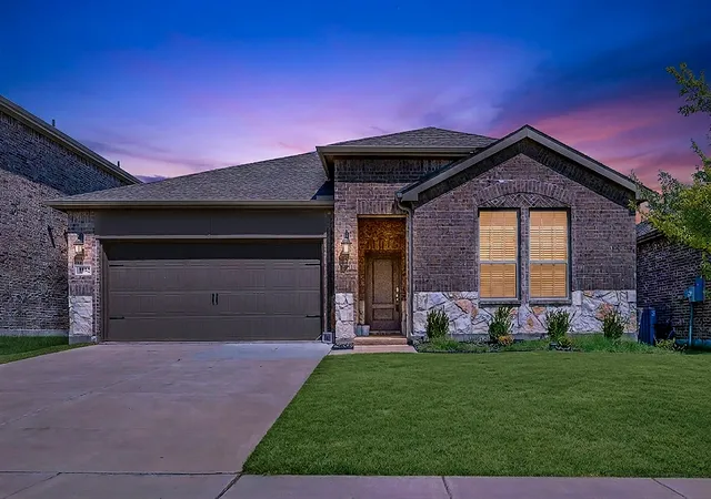 Photo 1 of Single family home for sale at 1932 Willie Ray St, Anna, TX 75409 | MLS# 21373627 | Listing updated on 2026-09-24