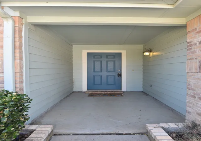 Photo 2 of Single family home for sale at 9417 Pastime Ct, Fort Worth, TX 76244 | MLS# 21377598 | Listing updated on 2026-09-14