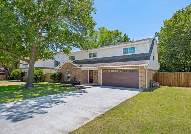 Photo 1 of Single family home for sale at 407 Valley Cvs Dr, Richardson, TX 75080 | MLS# 21377437 | Listing updated on 2026-09-12