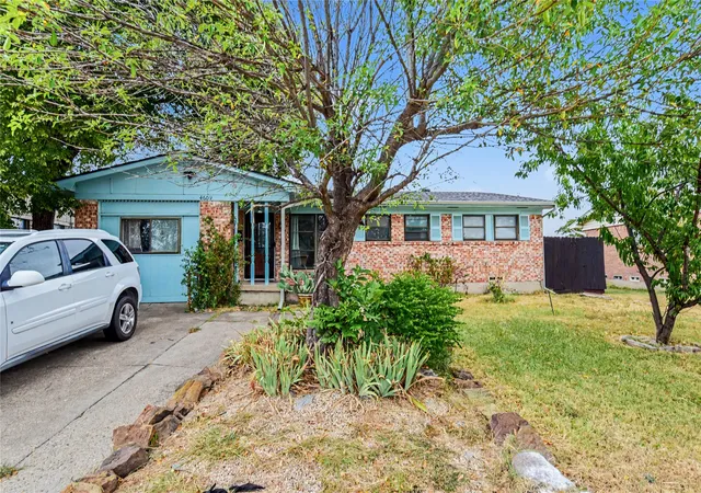 Photo 1 of Single family home for sale at 4609 Cornell Dr, Garland, TX 75042 | MLS# 21375850 | Listing updated on 2026-09-11