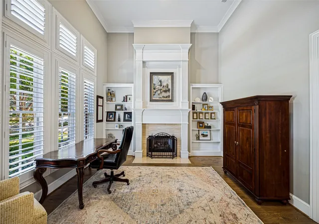 Photo 3 of Sale Pending at 625 Cambridge Manor Ln, Coppell, TX 75019 | MLS# 21376062 | Listing updated on 2026-09-23