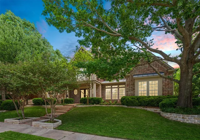 Photo 1 of Mansion for sale at 914 Pampa Dr, Allen, TX 75013 | MLS# 21377123 | Listing updated on 2026-09-09