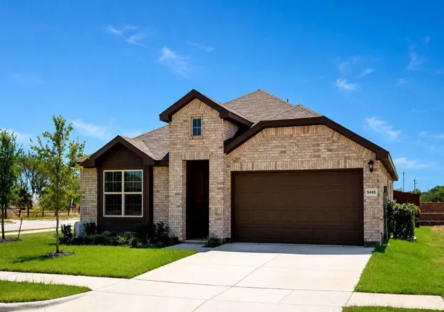 Photo 1 of Sale Pending at 5405 Corduroy Rd, Krum, TX 76249 | MLS# 21375882 | Listing updated on 2026-09-08