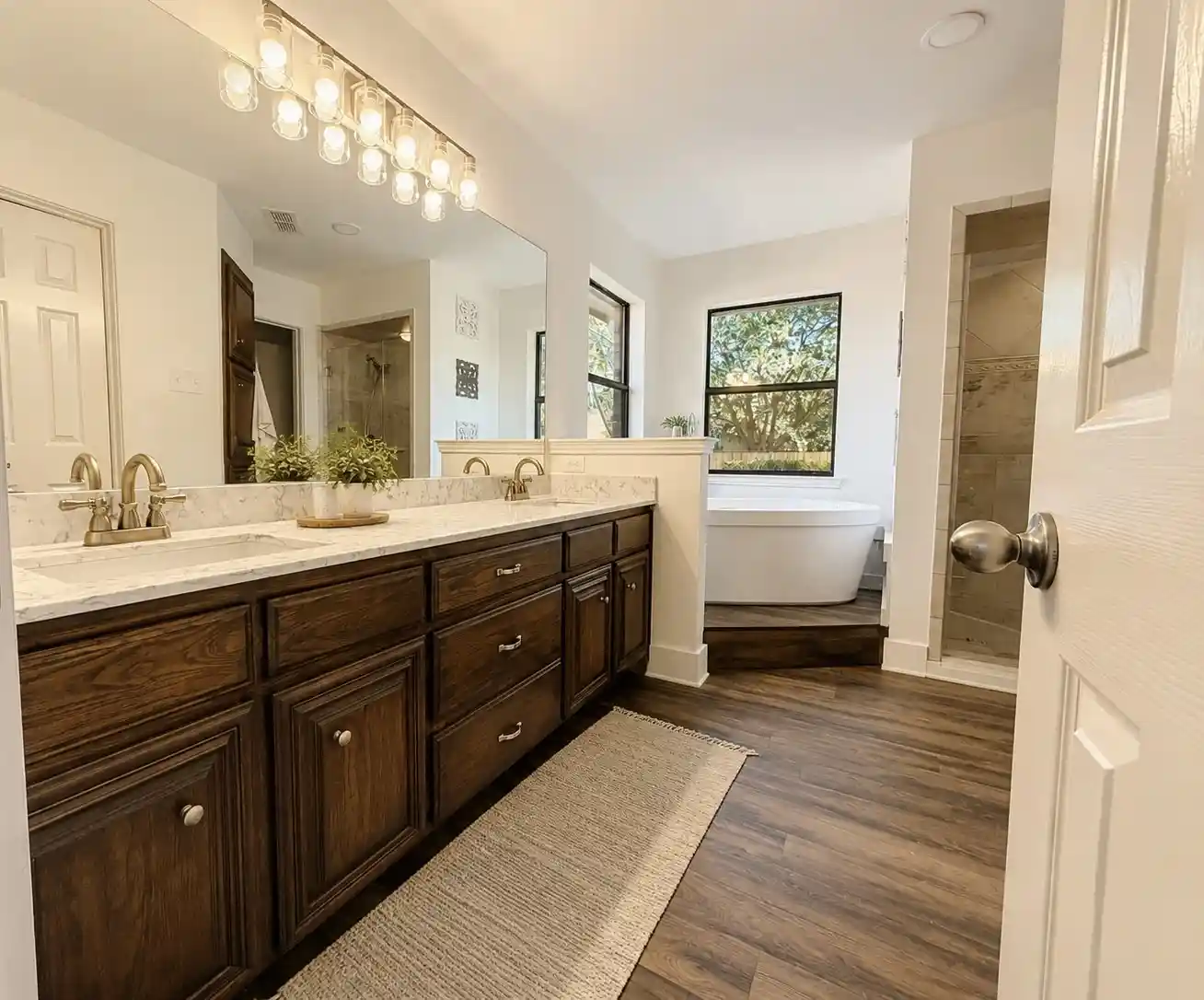 Photo 3 of Single family home for sale at 6824 Ridgewood Dr, North Richland Hills, TX 76182 | MLS# 21377704 | Listing updated on 2026-10-29