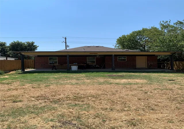 Photo 22 of Single family home for sale at 3541 Toronto St, Dallas, TX 75212 | MLS# 21377650 | Listing updated on 2026-09-20
