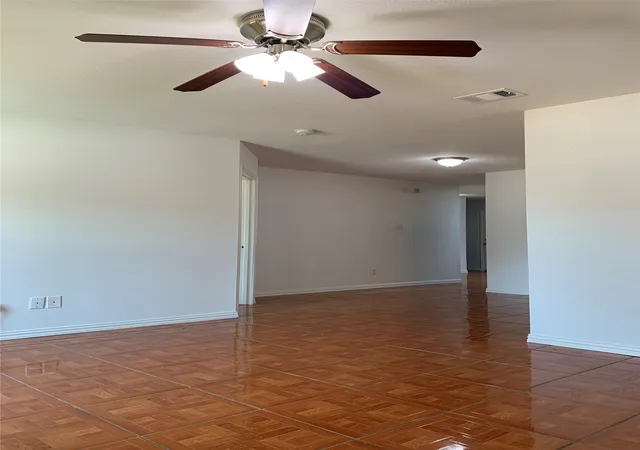 Photo 3 of Single family home for sale at 3541 Toronto St, Dallas, TX 75212 | MLS# 21377650 | Listing updated on 2026-09-20