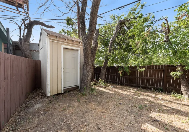 Photo 11 of Single family home for sale at 1017 Clarence St W, Fort Worth, TX 76117 | MLS# 21377984 | Listing updated on 2026-09-14