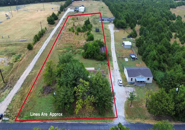 Manufactured home for sale at 807 County Rd 655, Farmersville, TX 75442 | MLS# 21377981