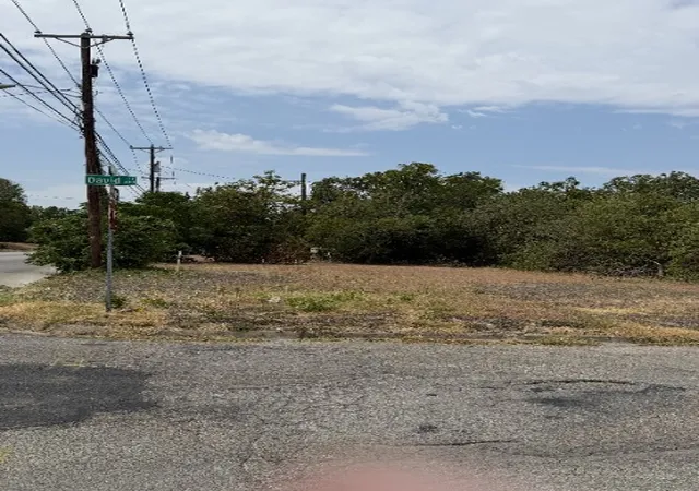 Photo 2 of Land for sale at 323 David Dr, Waco, TX 76707 | MLS# 21377411 | Listing updated on 2026-09-14