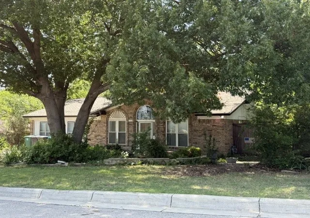 Photo 1 of Single family home for sale at 3228 Durango Rd, Fort Worth, TX 76116 | MLS# 21378028 | Listing updated on 2026-09-11