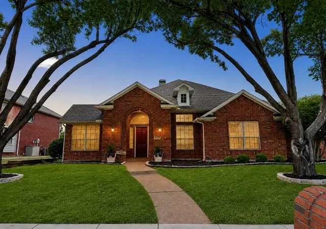 Photo 1 of Single family home for sale at 4305 Maize Dr, Plano, TX 75093 | MLS# 21376415 | Listing updated on 2026-09-12