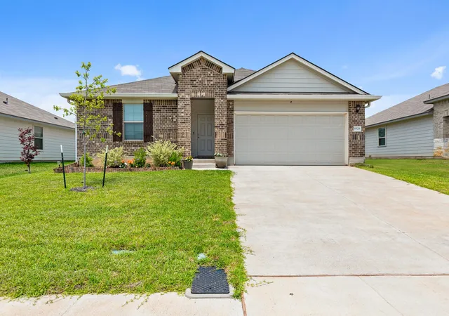 Photo 1 of Single family home for sale at 6929 Guadalupe Rd, China Spring, TX 76633 | MLS# 21378064 | Listing updated on 2026-09-11
