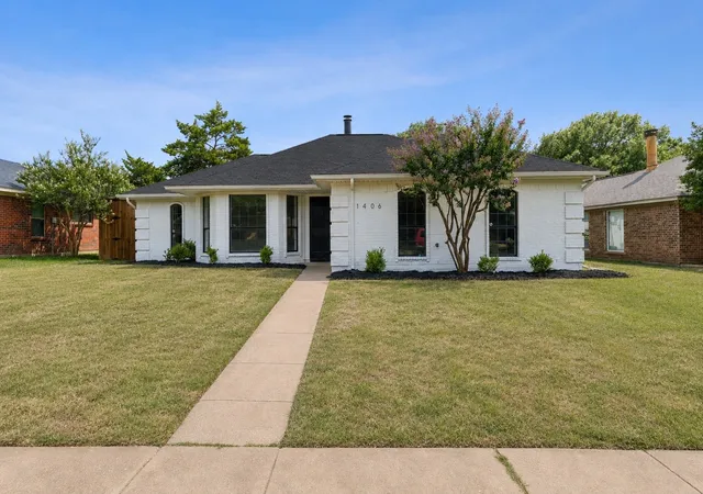 Photo 1 of Sale Pending at 1406 Petunia Dr, Allen, TX 75002 | MLS# 21374326 | Listing updated on 2026-10-04