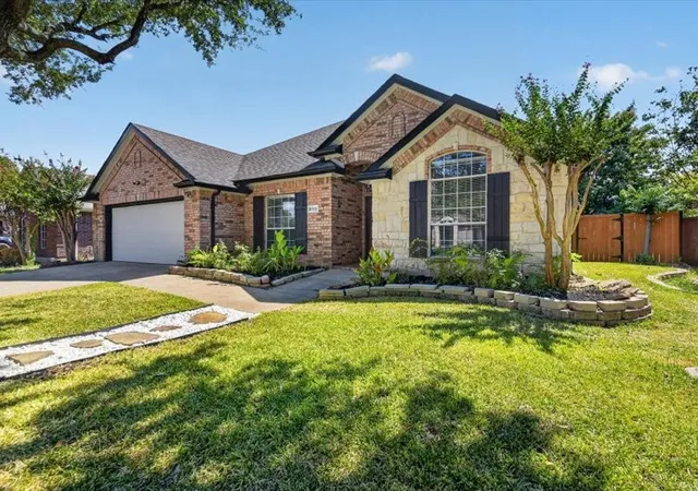 Photo 1 of Sale Pending at 8113 Sawgrass Ln, Rowlett, TX 75089 | MLS# 21364142 | Listing updated on 2026-09-11