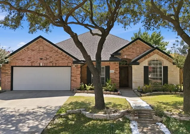 Photo 3 of Sale Pending at 8113 Sawgrass Ln, Rowlett, TX 75089 | MLS# 21364142 | Listing updated on 2026-09-11