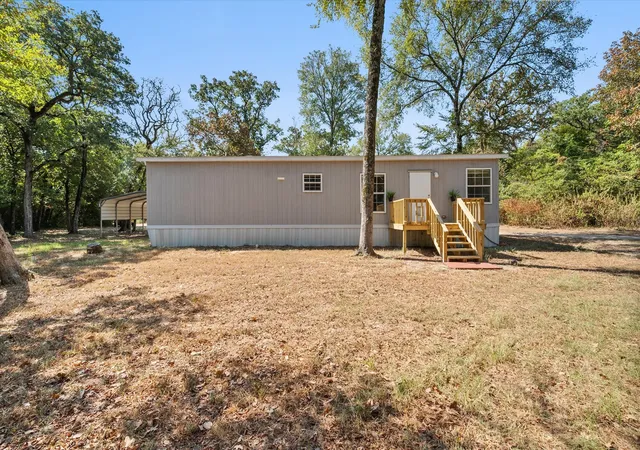 Photo 4 of Manufactured home for sale at 139 Prairie 440, Buffalo, TX 75831 | MLS# 21376403 | Listing updated on 2026-09-21
