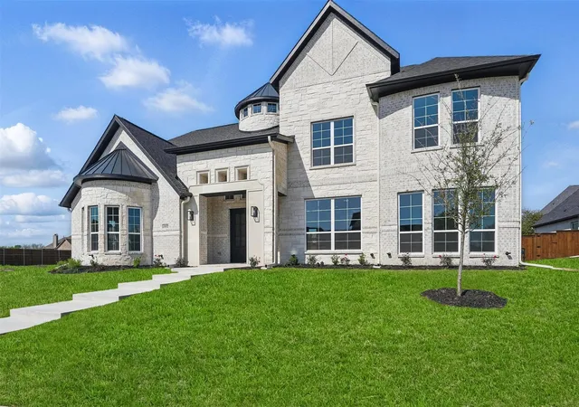 Photo 3 of Mansion for sale at 2609 Elaine Dr, Wylie, TX 75098 | MLS# 21377859 | Listing updated on 2026-09-12