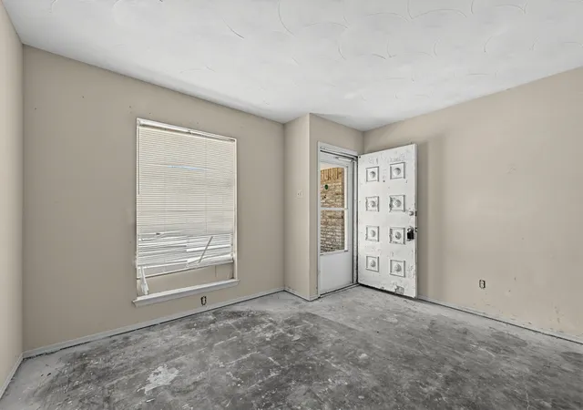 Photo 3 of Sale Pending at 4604 Navajo Trl, Balch Springs, TX 75180 | MLS# 21378100 | Listing updated on 2026-09-08