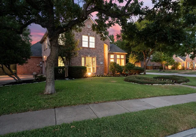 Photo 2 of Single family home for sale at 815 Forest Lakes Dr, Keller, TX 76248 | MLS# 21378196 | Listing updated on 2026-09-13