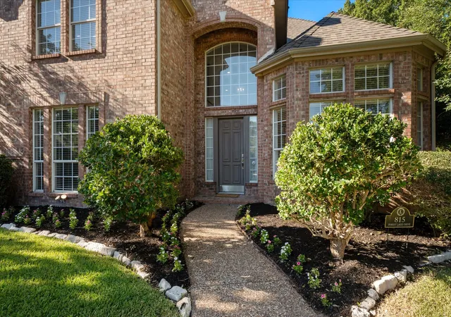 Photo 3 of Single family home for sale at 815 Forest Lakes Dr, Keller, TX 76248 | MLS# 21378196 | Listing updated on 2026-09-13