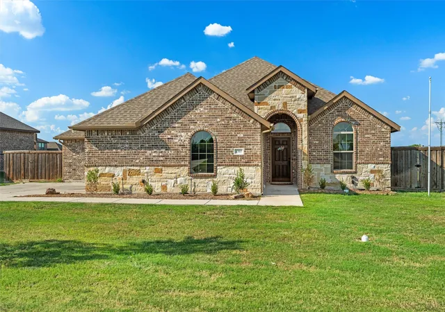 Photo 1 of Single family home for sale at 1310 High Meadow Ln, Nevada, TX 75173 | MLS# 21374401 | Listing updated on 2026-09-14