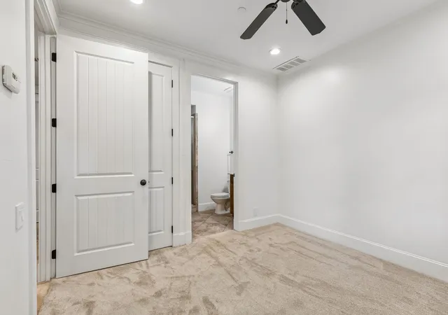 Listing Photo 5 - Condo for sale in building located at 4406 Bowser Ave, Dallas, TX 75219 - Unit #2