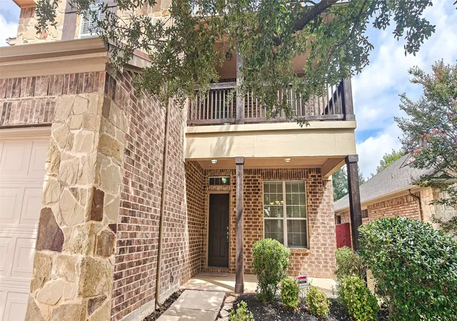 Photo 2 of Sale Pending at 4849 Grinstein Dr, Fort Worth, TX 76244 | MLS# 21376797 | Listing updated on 2026-09-22