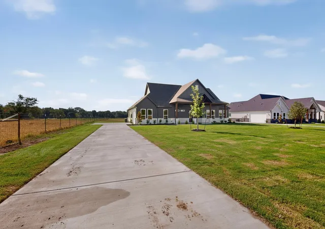 Photo 3 of Single family home for sale at 14766 Cr 355, Terrell, TX 75161 | MLS# 21378069 | Listing updated on 2026-09-12