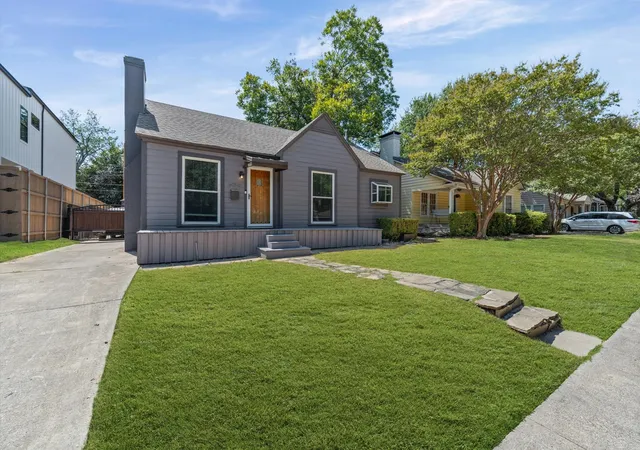 Photo 2 of Single family home for sale at 6050 Penrose Ave, Dallas, TX 75206 | MLS# 21378328 | Listing updated on 2026-09-16