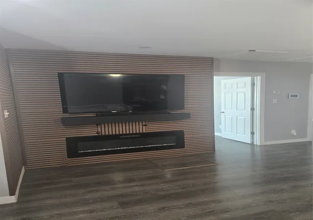Photo 3 of Single family home for sale at 3211 Ramsey Ave, Dallas, TX 75216 | MLS# 21372910 | Listing updated on 2026-09-08