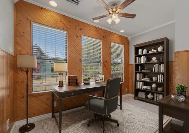 Photo 4 of Single family home for sale at 145 N Imperial Dr, Denison, TX 75020 | MLS# 21378446 | Listing updated on 2026-10-02