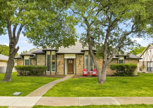 Photo 1 of Single family home for sale at 2206 Victoria Ln, Richardson, TX 75082 | MLS# 21377433 | Listing updated on 2026-09-26