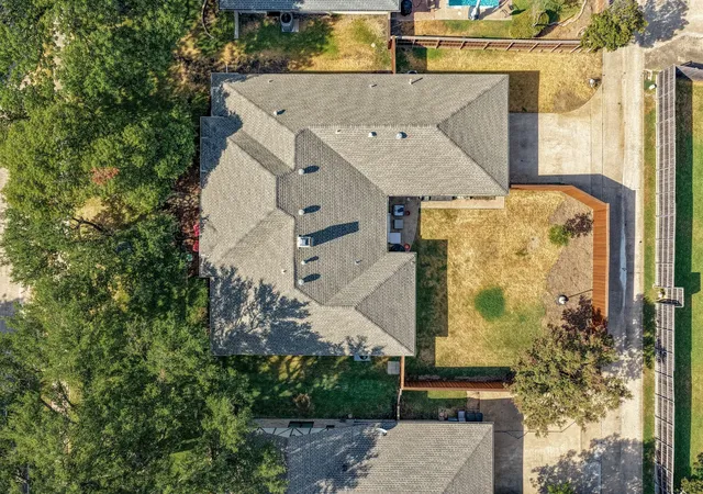 Photo 36 of Single family home for sale at 2206 Victoria Ln, Richardson, TX 75082 | MLS# 21377433 | Listing updated on 2026-09-26