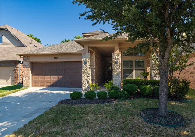 Photo 3 of Single family home for sale at 2505 Sanders Ct, Bedford, TX 76021 | MLS# 21377821 | Listing updated on 2026-09-12